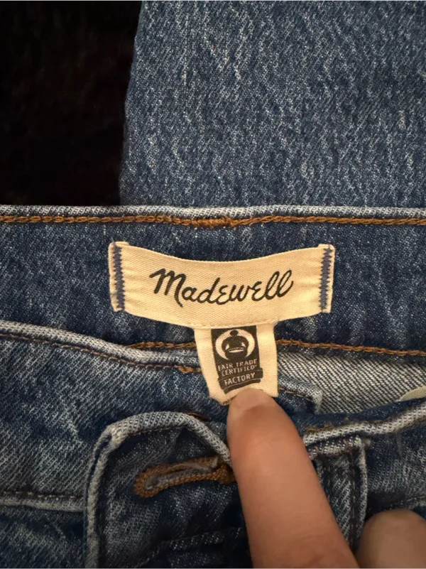 Madewell Vintage-Style Mid Wash Crop Jeans - Image 5