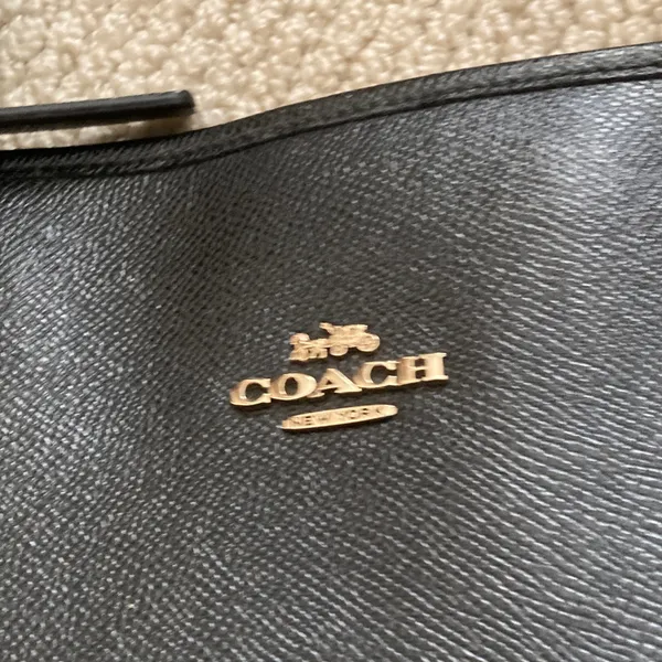 Coach Black Leather Tote Shoulder Bag Zip Top A1978-F58846 Strap Flaw GUC - Image 2