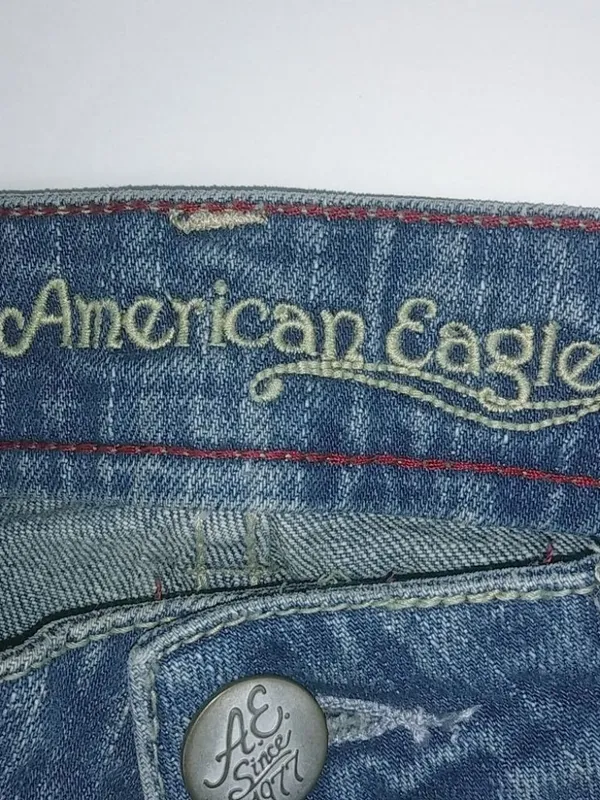 American Eagle 0 29 Hipster Medium Wash Distressed Jeans - Image 6