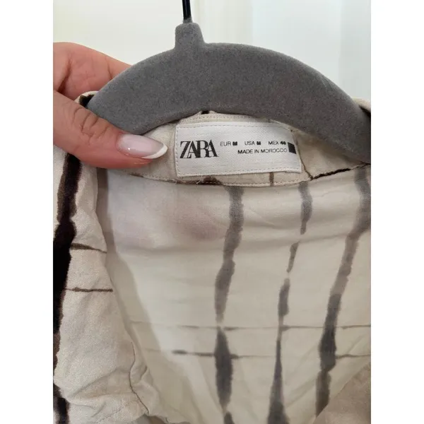 Zara Abstract Print Button Up Shirt Women’s M Beige Black Oversized Blouse - Image 3