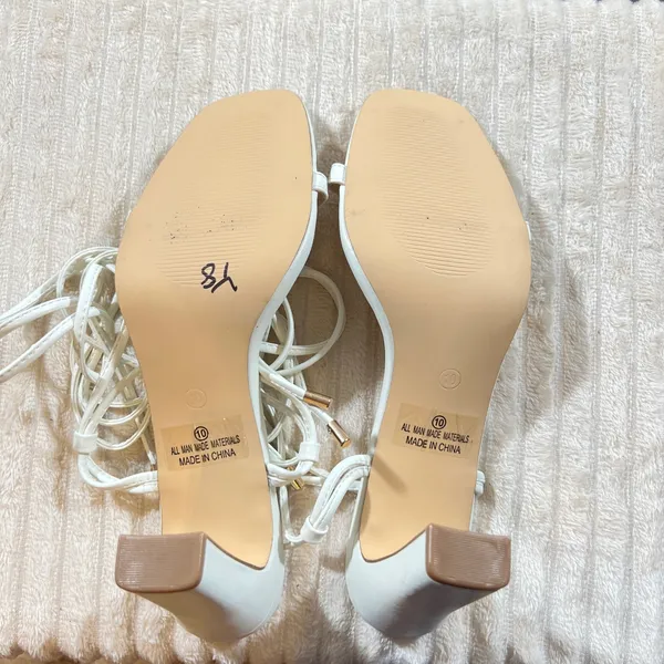 1134 | NWOT Lulus Lace Up Strappy Block Heel Square Toe Sandals White‎ Womens 10 - Image 8
