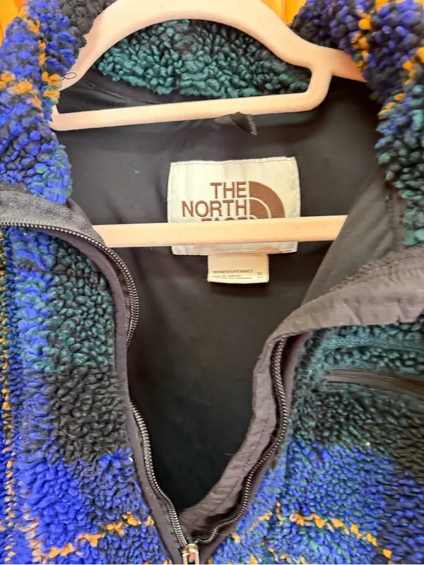The Northface Extream Plaid Cropped Pullover size XL - Image 6
