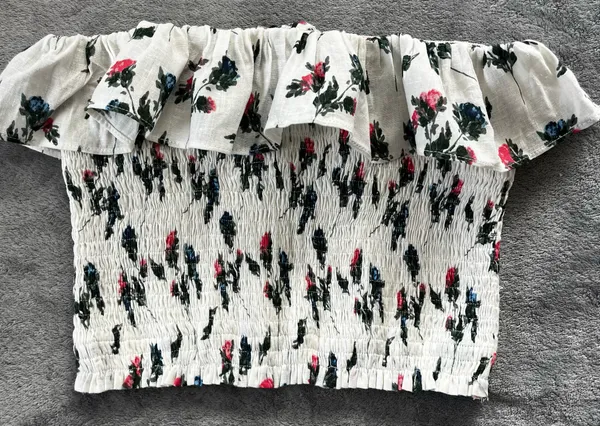 Olivaceous Cinch Top Size Small - Image 4