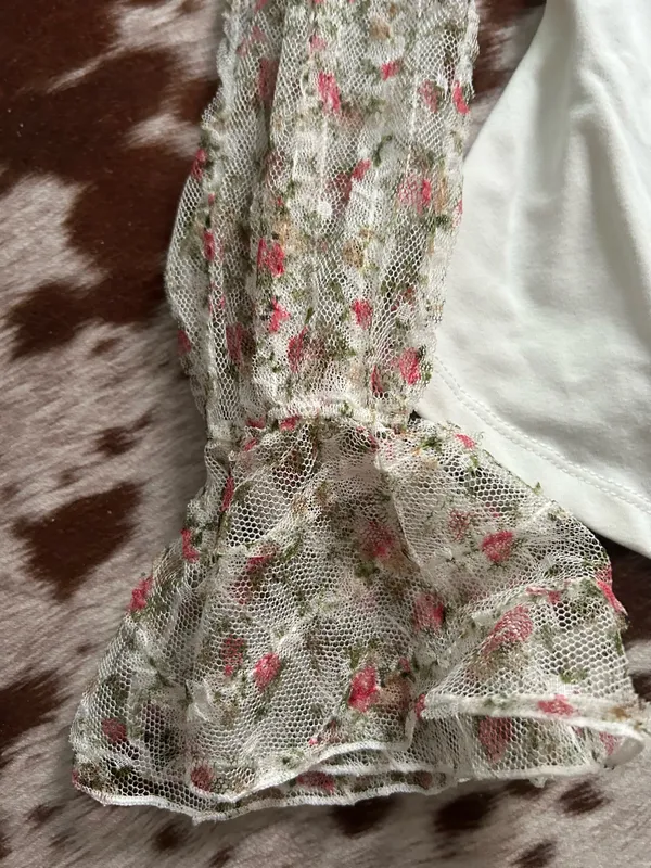 Free People give me butterflies top size small - Image 2