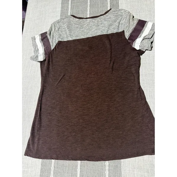 Majestic Cleveland Browns NFL Womens Large V-Neck Short Sleeve Graphic T-Shirt - Image 5