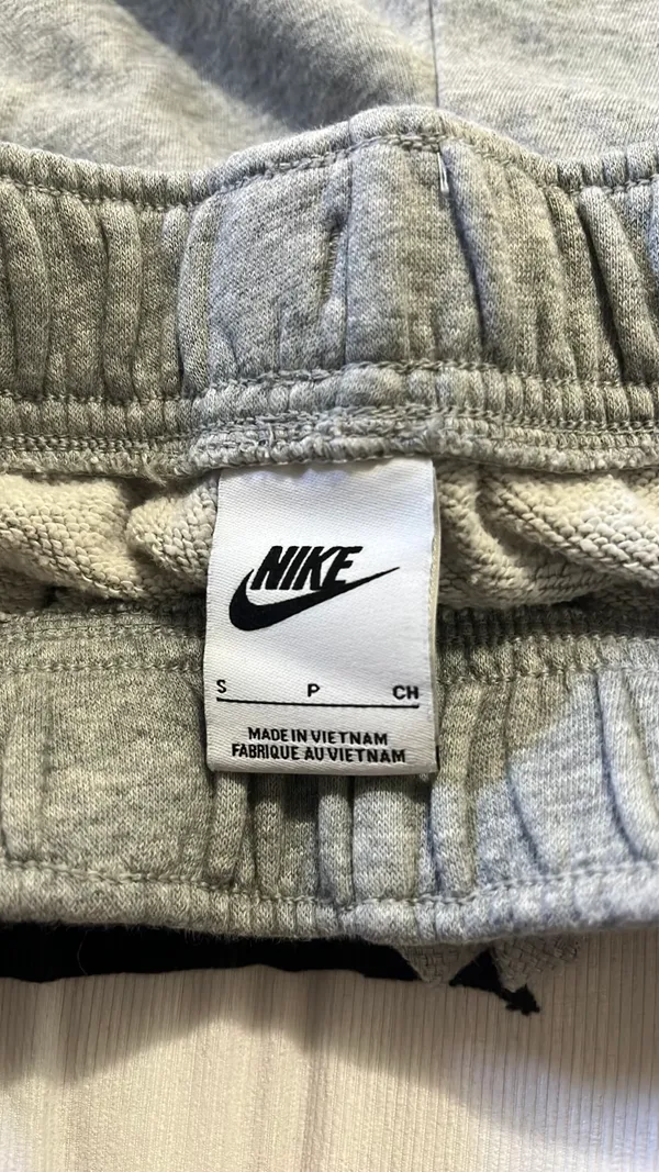 Small Nike Sweat Shorts - Image 3