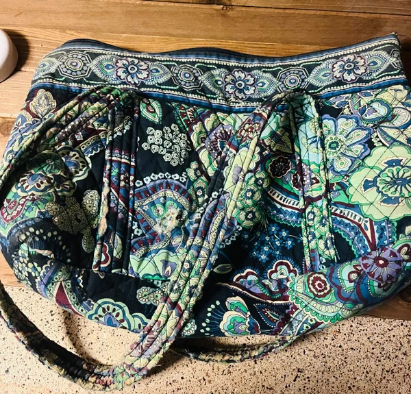 Vera Bradley muti compartment women's handbag - Image 8