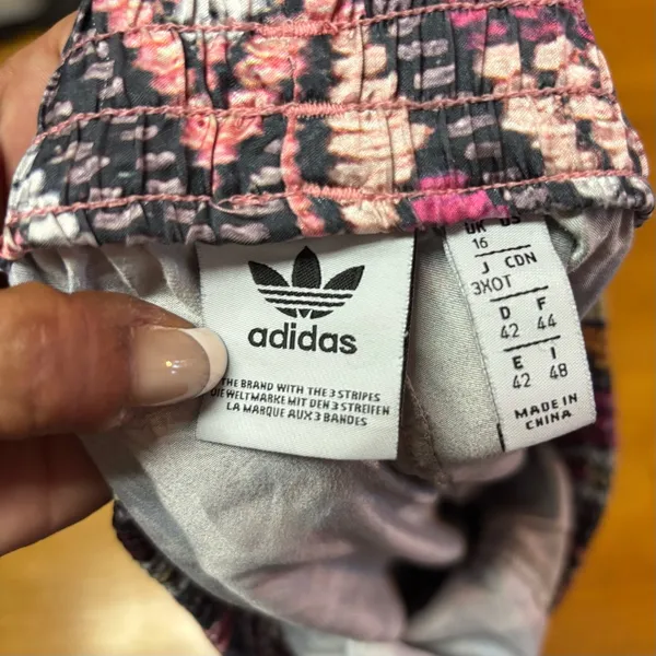 Adidas x Farm Rio ❤️SOLD❤️Outdoor Hiking Running Camping Preppy Activewear Shorts L - Image 5