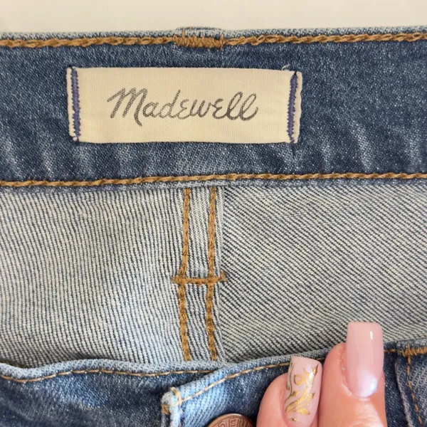 542 | Madewell The Perfect Vintage Womens 26‎ High Rise Tapered Denim - Image 8