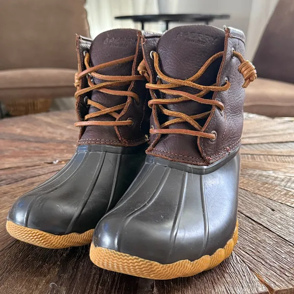 Sperry Saltwater Brown & Black ‘Tan’ Leather Duck Boot - Image 3