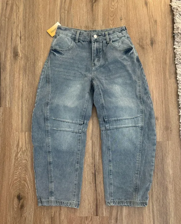 Forever 21 Barrel Jeans - Image 2