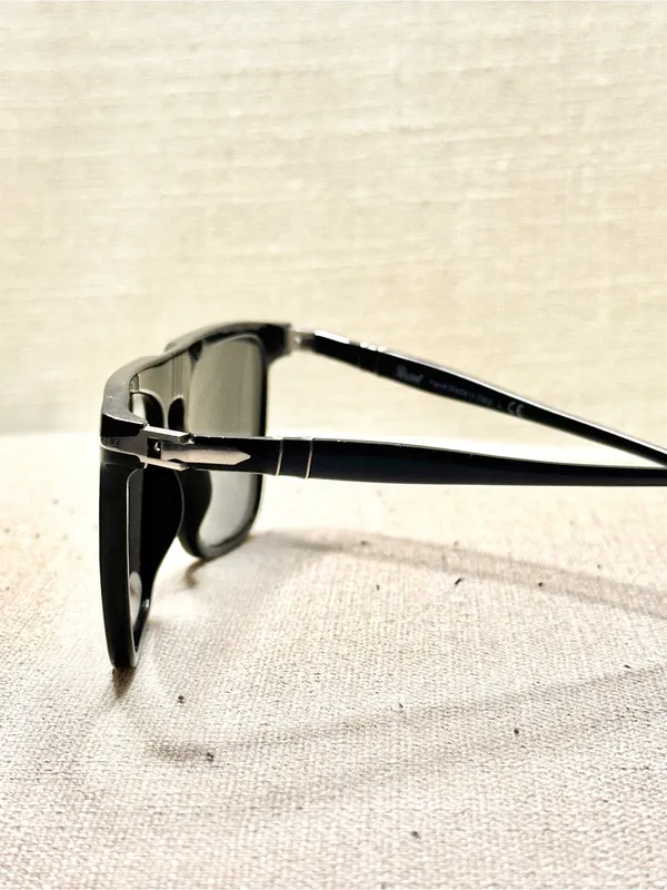 Persol PO3225S 95/31 Black Rectangle Sunglasses Handmade in Italy - Image 6