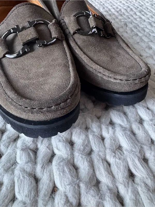 Elizabetta Taupe Suede Loafers, size 38 (7.5/8) - Image 10