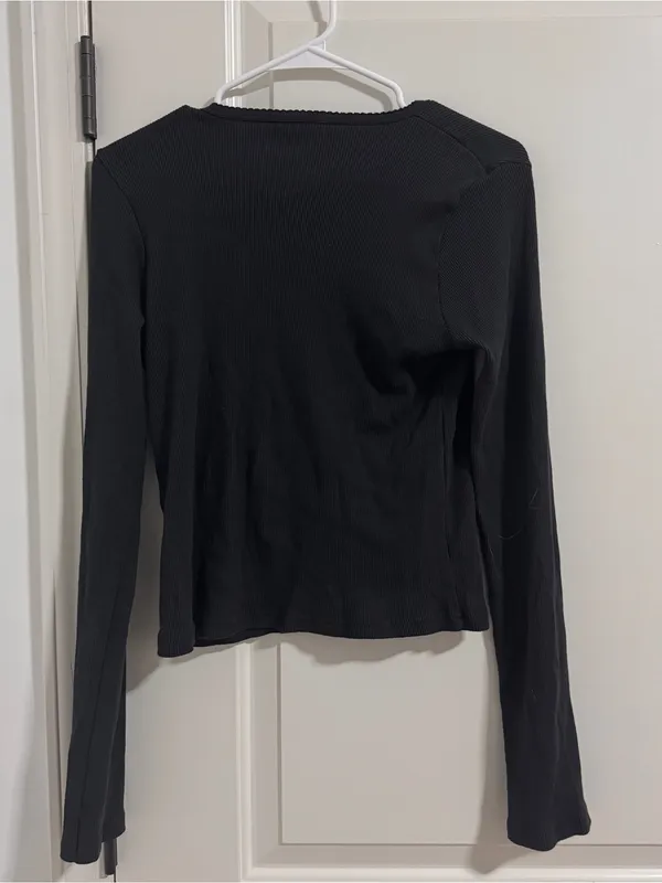 Brandy Melville Black Ribbed V-Neck Button-Front Top - Image 3
