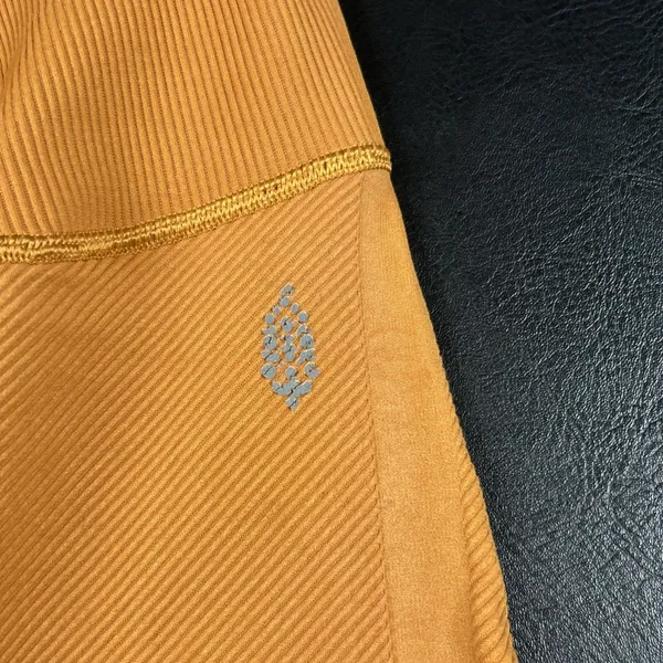 Free People Movement Leggings Women's Size Medium Orange Textured Athletic - Image 3