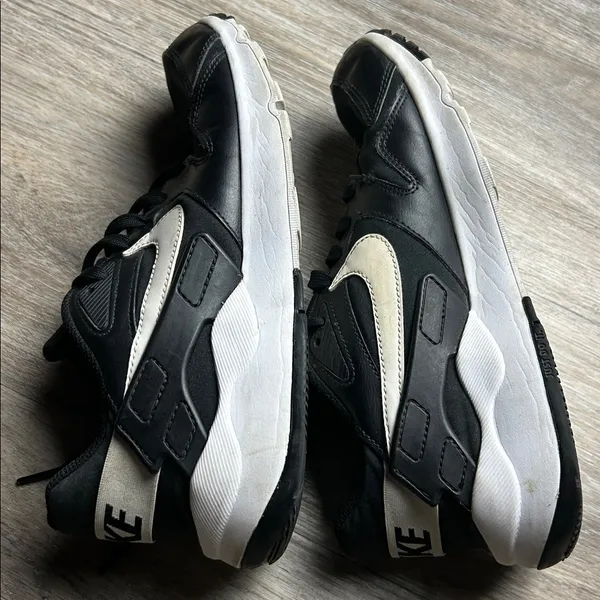 Nike Air Max Motion 2 Black & White Sneakers Women’s Size 10 - Image 6