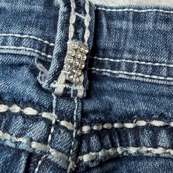 Cowgirl Tuff Womens Size 31x33 Glamor Bootcut Jeans Blue Denim Stretch Western - Image 8