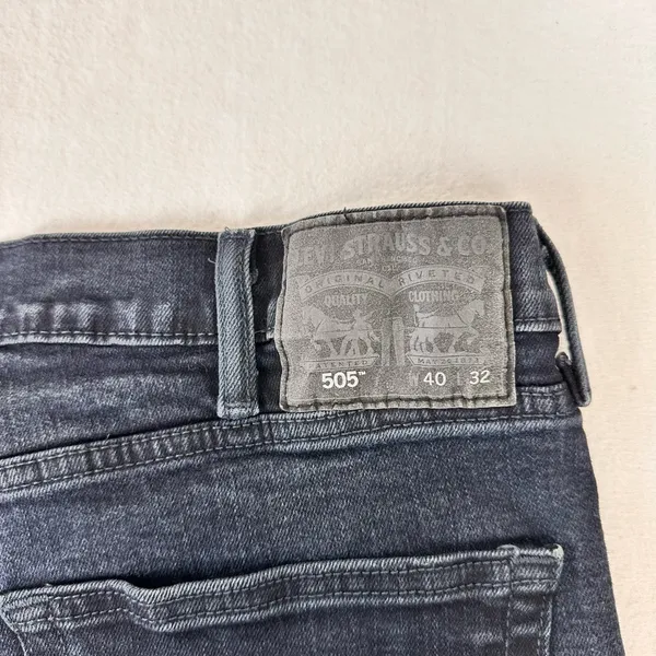 Levi's 505 Men's Jeans Size 40/32 Dark Blue Wash Straight Leg Cotton Classic - Image 4