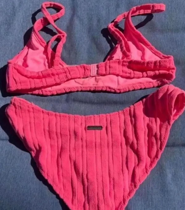Triangl pink bikini - Image 4