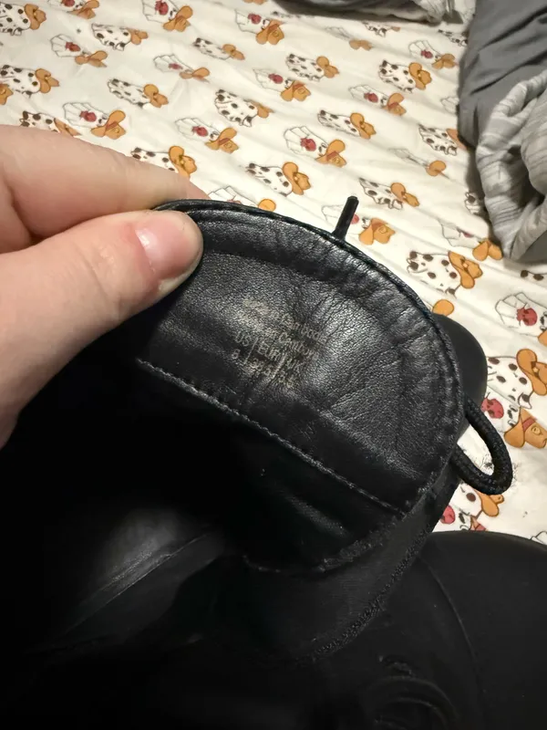 Black boots Size 8 - Image 4