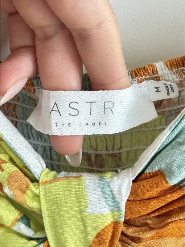 ASTR The Label Tropical Ruched Mini Dress Linen Blend Size M - Image 3