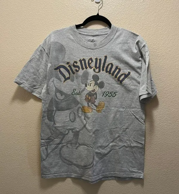 Walt Disney World Disneyland Resort Mickey Mouse Graphic T-Shirt Sz M by Hanes - Image 2