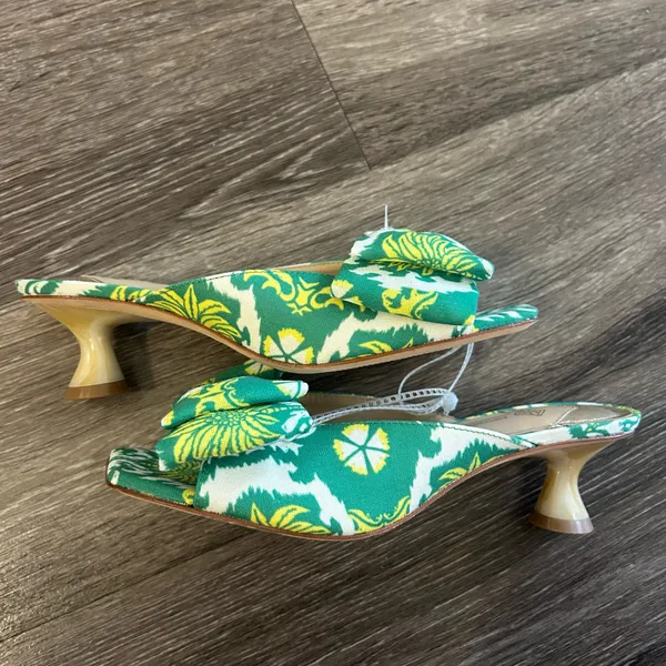 Antonio Melani Alora Royal Palm Print Bow Detail Slide Sandal Kitten Heels - Image 3