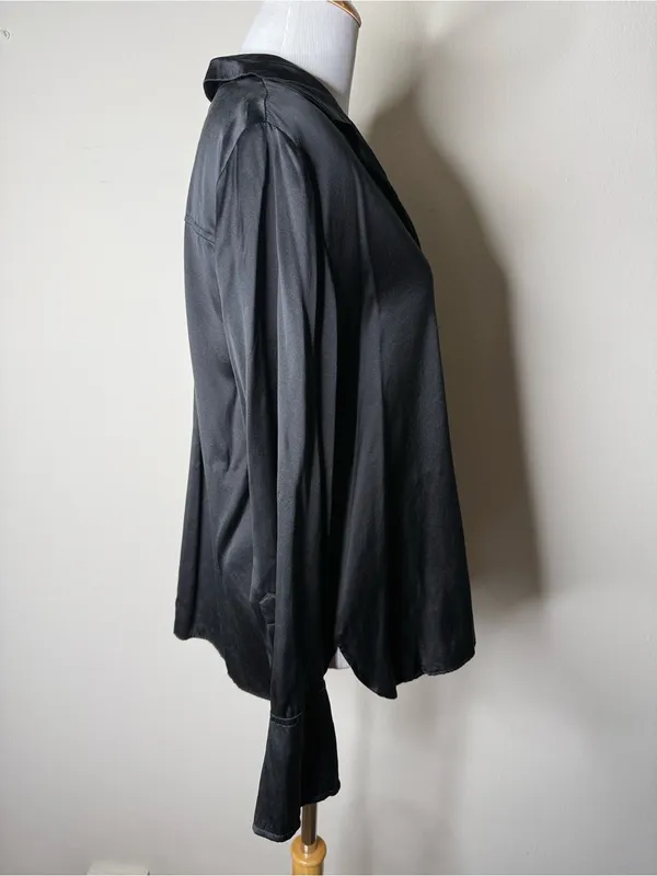 Banana Republic Black Silk Blouse - Image 4