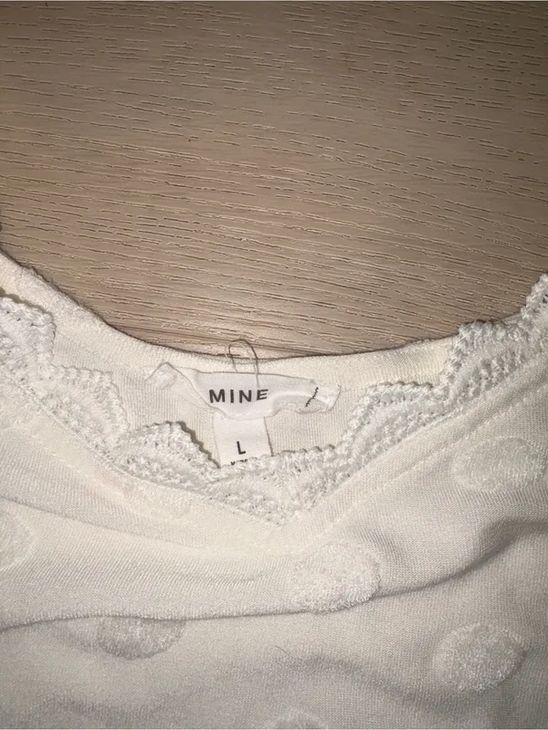 mine White Lace - Image 2