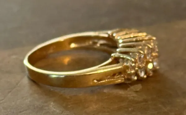 Vintage SETA gold tone simulated diamond ring Size 8 - Image 5