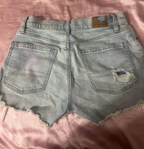 American Eagle Shorts - Image 2
