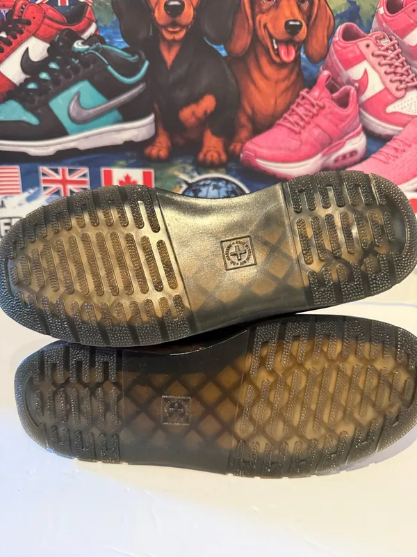 Dr Martens Zavala size 5W with certification of authenticity - Image 7