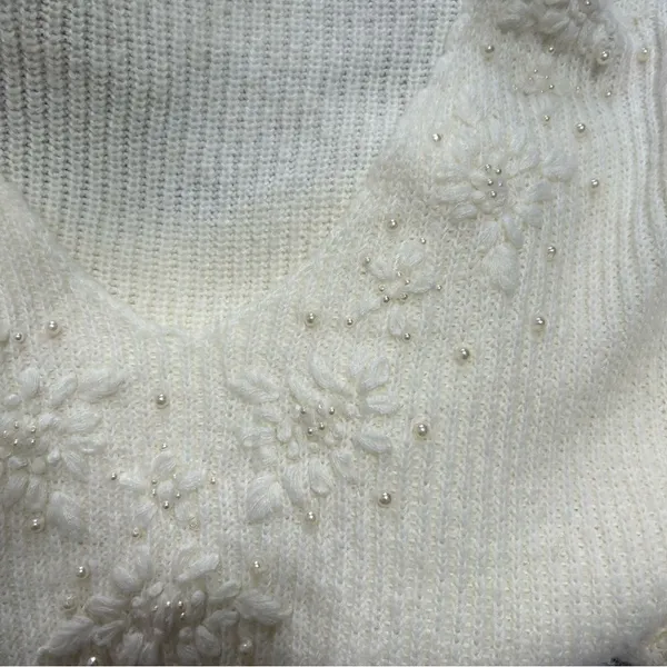 POL Cream V-Neck Pearl Beaded Floral Sweater Size Small Boho Coquette - Image 8