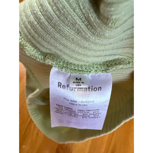 Reformation Sage Green Ribbed Crop Cami V-Neck Tank Top Medium‎ - Image 3