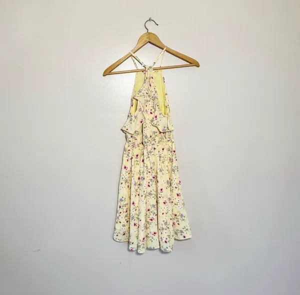 SALE! Yellow Francesca’s Floral Ruffle Fit and Flare Dress Size XS NWT - Image 2