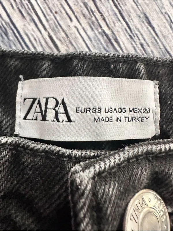 Zara Black Wide-Leg Distressed Jeans - Image 5
