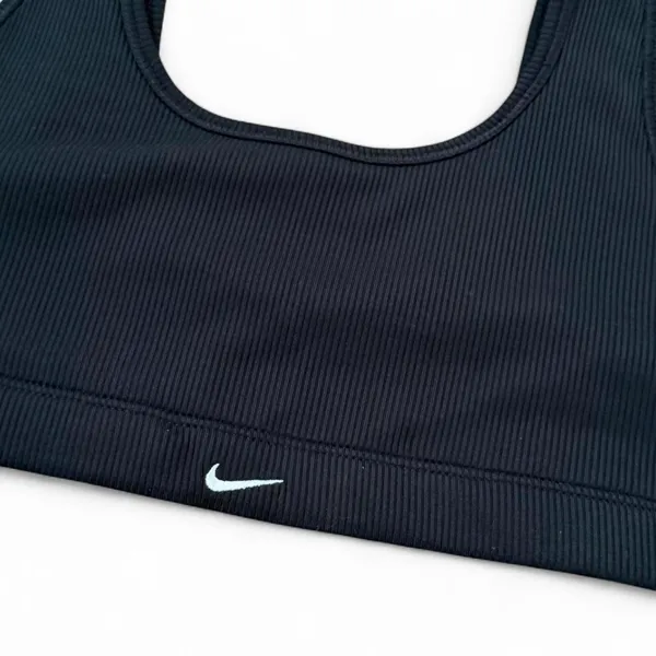 Nike Alate All U Women's black Light-Support Lightly Lined Ribbed Sports Bra - Image 2
