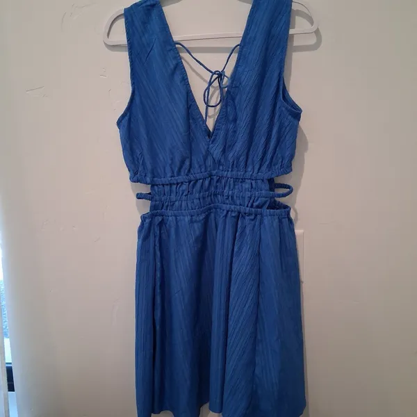 A Hint Of Blush Blue Sundress w/ Side Cutouts Sleeveless Back Tie Women's size L - Image 9