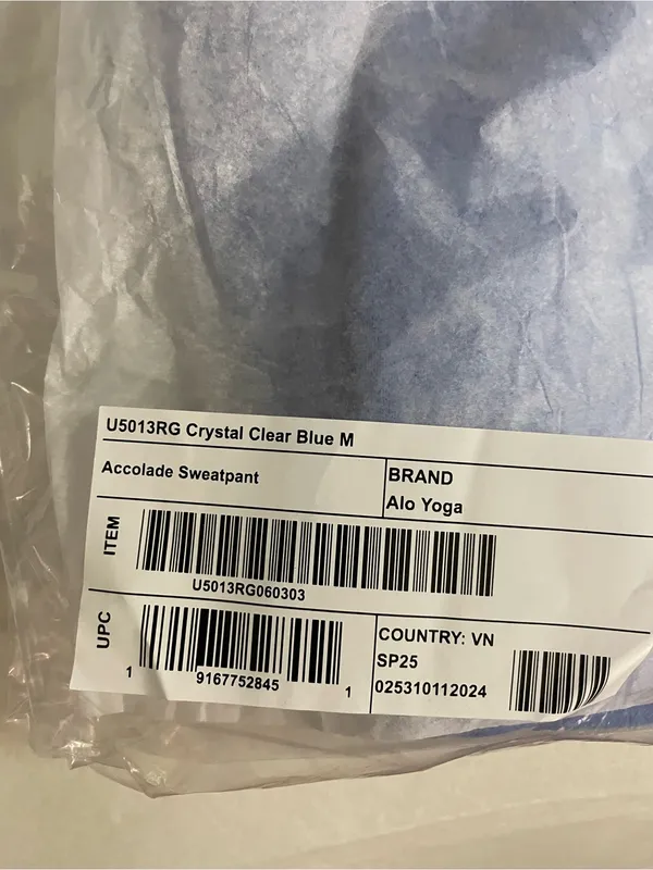 ALO Yoga NWT Accolade Sweatpants Joggers Crystal Clear Blue Size M - Image 6