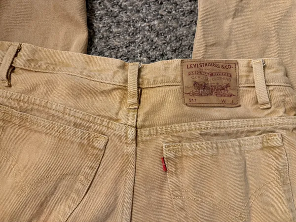 Levi’s Jeans Women’s 517 Vintage Bootcut - Image 2
