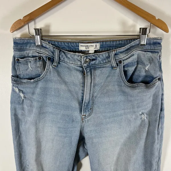Abercrombie & Fitch Curve Love‎ Mom High Rise Distressed Jeans Light Wash 32/14R - Image 2