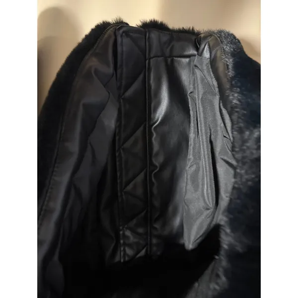 Levi's All Over Faux Fur Black Coat Size XL - Image 6