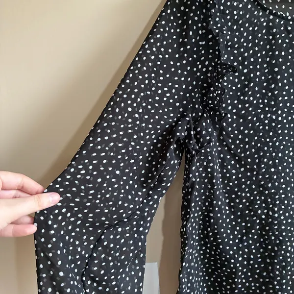 Cabi 3956 Ruffle Front Polka Dot Blouse Size M Black White Womens Sheer Top - Image 6