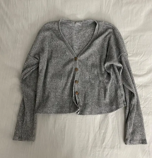Urban Outfitters Gray Ribbed Cropped Cardigan - Image 3