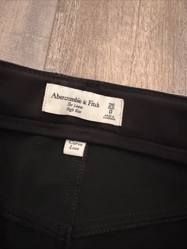 Abercrombie & Fitch the loose high rise faux leather black pant size 25 - Image 9