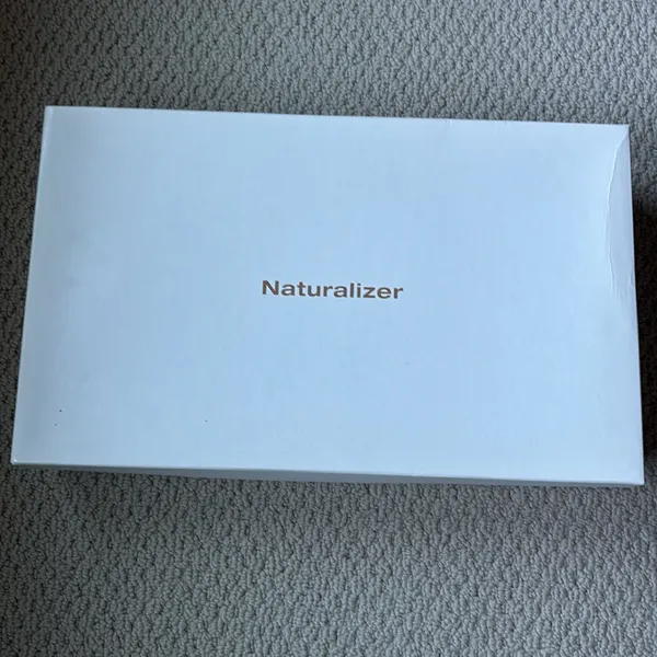 Naturalizer BNWOT knee high black leather boots. Never worn. With box. Size 7. - Image 5