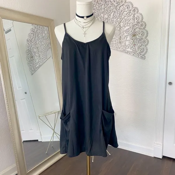 Source Unknown NWOT Black Built-in Shorts Romper Dress w Pockets Size L - Image 3