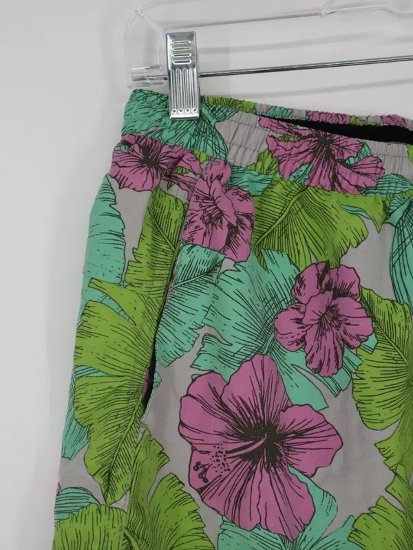 Patagonia Baggies Shorts Women’s Medium Tropical Hibiscus Floral 5 Inch Nylon - Image 4
