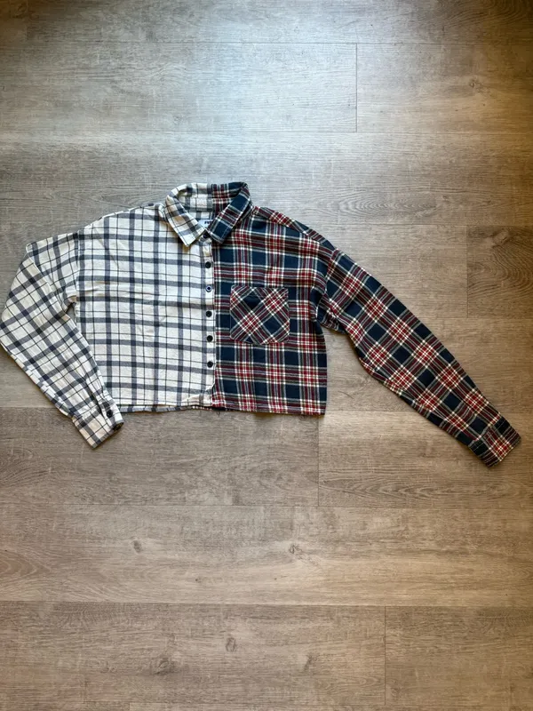 RSQ Plaid Colorblock Cropped Long Sleeves Shirt Size XS Junior - Image 2
