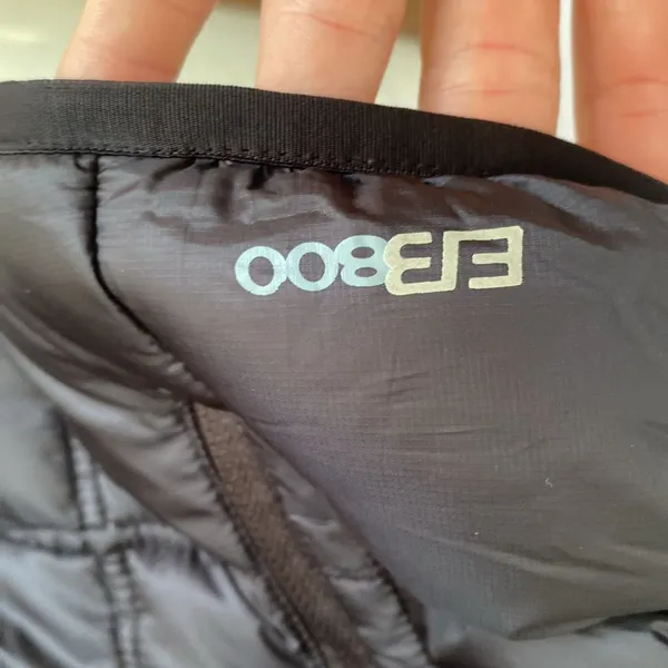 Eddie Bauer First Ascent Whittaker Mountain EB800 Down Puffer Vest Women Medium - Image 3
